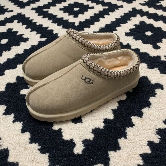 UGG Shoes - UGG Tasman Women’s Shoes Size 4, 5, 6, 7, 8.